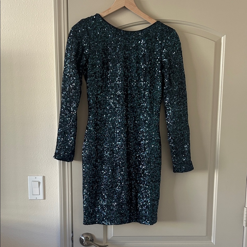 Dress the Population Dark Blue Sequin Long Sleeve Dress